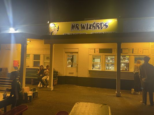 Mr Wizard's Frozen Custard and Yogurt by null