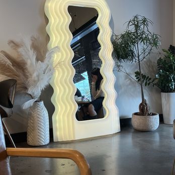 Rny Coffee Studio - Inside - Cafes Near Me - Los Angeles, California Rny Coffee Studio - Inside - Cafes Near Me - Los Angeles, California