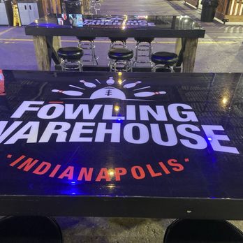 The Fowling Warehouse Indianapolis - Sports Bars Near Me - Indianapolis, Indiana