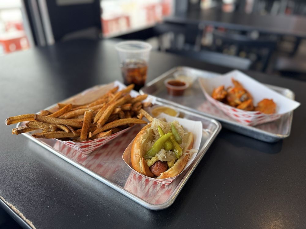 Social spots from Itsurwiener Restaurant and Bar