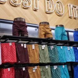DICK'S Sporting Goods