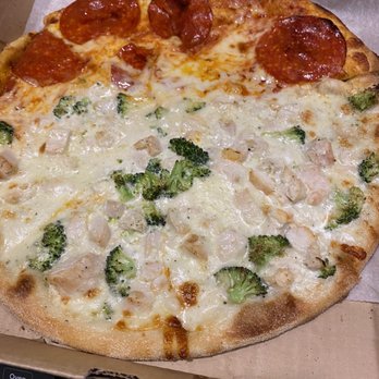 Dirty Water Dough - Small Half & Half Pizza Alfredo was supposed to have no broccoli - Pizza Near Me - Boston, Massachusetts Dirty Water Dough - Small Half & Half Pizza Alfredo was supposed to have no broccoli - Pizza Near Me - Boston, Massachusetts