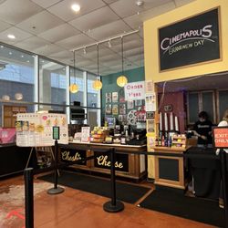 Cinemapolis - Interior