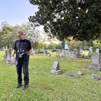 Norfolk Cemetery Tours - Walking Tours Near Me - Norfolk, Virginia