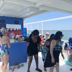 Woody's on the Lake - Adventure Ladies
