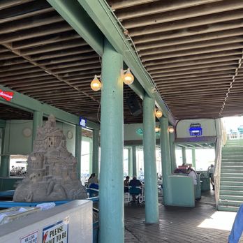 Louie's Backyard - Sports Bars Near Me - South Padre Island, Texas Louie's Backyard - Sports Bars Near Me - South Padre Island, Texas