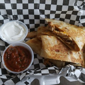 Gyro & Burrito House - Chicken quesadilla - Mexican Near Me - Fort Worth, Texas