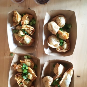 WontonTiva - Baskets of veggie and pork wontons - Asian Fusion Near Me - Brooklyn, New York WontonTiva - Baskets of veggie and pork wontons - Asian Fusion Near Me - Brooklyn, New York
