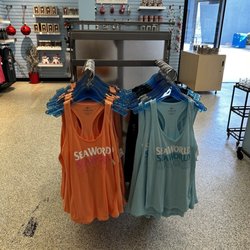 SeaSons Gift Shop - Tanks