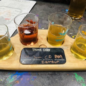 Stowe Cider - Cideries Near Me - Stowe, Vermont