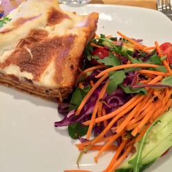 Matmakarn - Lasagne med sallad. 85 kr
