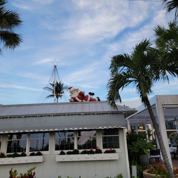 The Shipyard - a santa clause on the roof of a restaurant - Bars Near Me - Captiva, Florida The Shipyard - a santa clause on the roof of a restaurant - Bars Near Me - Captiva, Florida