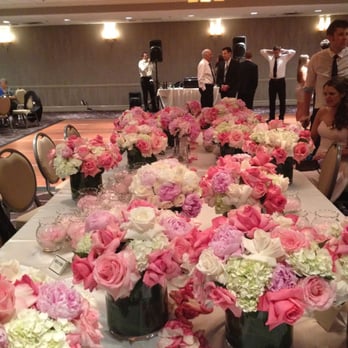 Palomino Floral Designs - Floral Designers Near Me - Schaumburg, Illinois Palomino Floral Designs - Floral Designers Near Me - Schaumburg, Illinois