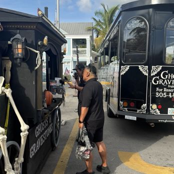 Old Town Trolley Tours Key West - Jerk Operator - Tours Near Me - Key West, Florida Old Town Trolley Tours Key West - Jerk Operator - Tours Near Me - Key West, Florida