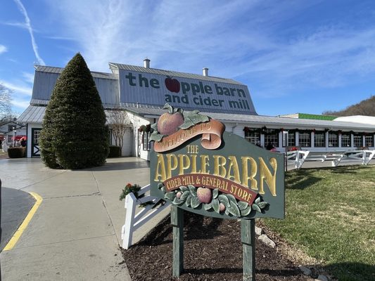 The Apple Barn & Cider Mill by null
