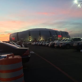 State Farm Stadium - GREEN/East Parking off of Cardinal Ave. - Stadiums & Arenas Near Me - Glendale, Arizona State Farm Stadium - GREEN/East Parking off of Cardinal Ave. - Stadiums & Arenas Near Me - Glendale, Arizona