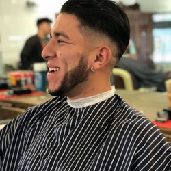 The Traditional Barber - Haircut by Besar