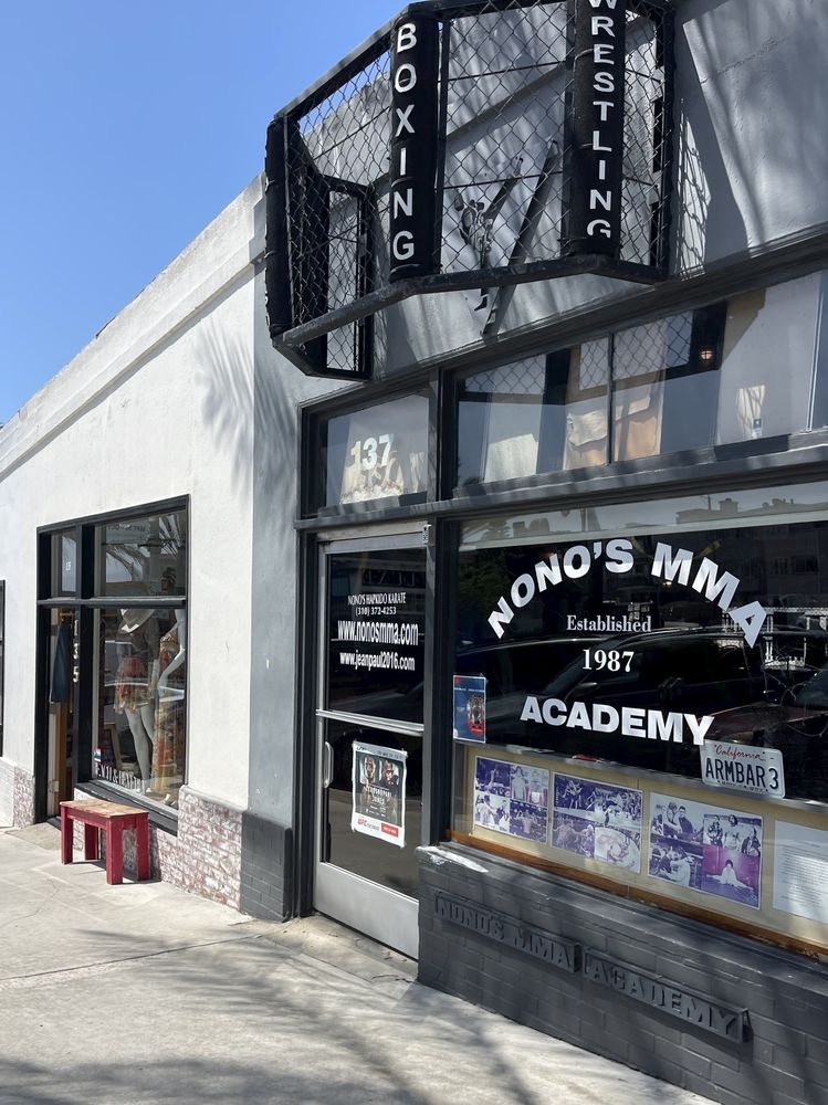 Nono's One-On-One Hapkido Karate Logo