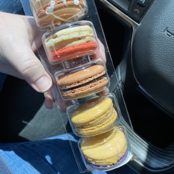 Froth Coffee Bar Haslet  - Create your own five pack of macaroons - Coffee & Tea Near Me - Haslet, Texas