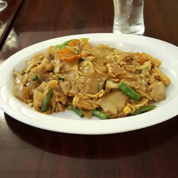 Soho Thai - Veggie pad see euw - Thai Near Me - New York, New York Soho Thai - Veggie pad see euw - Thai Near Me - New York, New York