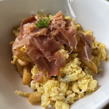 Café Bea - Broken Eggs - Cafes Near Me - Miami, Florida