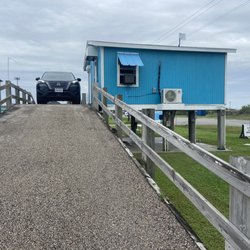 Island Cafe - Cool elevated drive thru