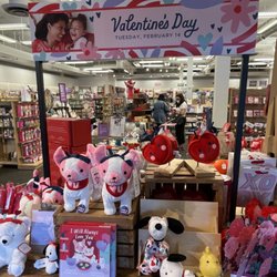 Amy's Hallmark Shop
