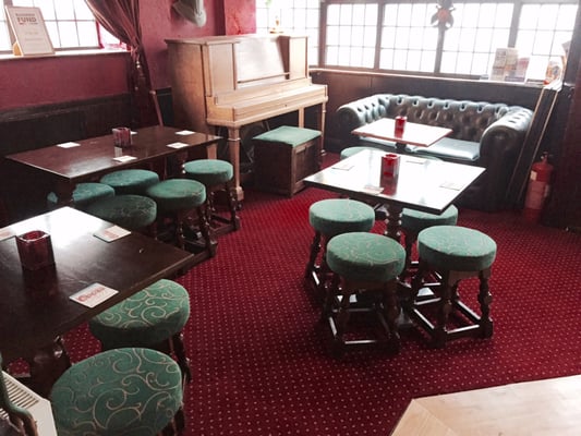 The Bedford Tavern by null