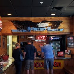 Famous Dave's Bar-B-Que
