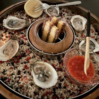 Koloman - Fine de la Baie Oysters (gölles spargel vinegar, spicy pumpernickel) - Austrian Near Me - New York, New York Koloman - Fine de la Baie Oysters (gölles spargel vinegar, spicy pumpernickel) - Austrian Near Me - New York, New York