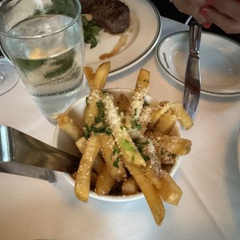 Smith & Wollensky - Miami Beach - TRUFFLE FRENCH FRIES - Steakhouses Near Me - Miami Beach, Florida Smith & Wollensky - Miami Beach - TRUFFLE FRENCH FRIES - Steakhouses Near Me - Miami Beach, Florida