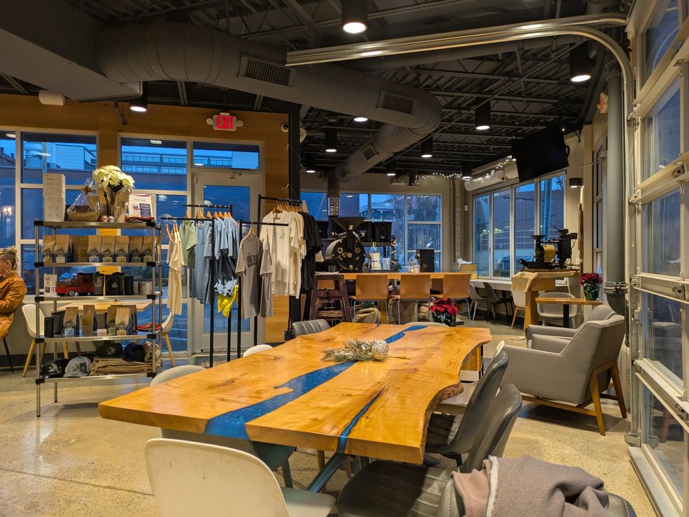 Roaming Spirits Cafe