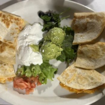 Los Vaqueros Restaurant - Chicken Quesadillas - Mexican Near Me - Fort Worth, Texas Los Vaqueros Restaurant - Chicken Quesadillas - Mexican Near Me - Fort Worth, Texas