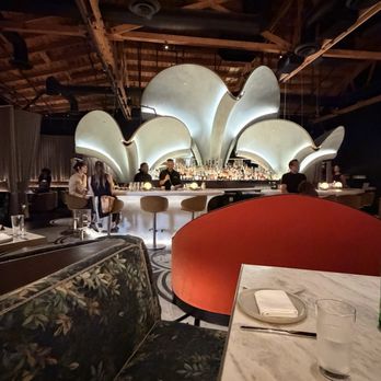 Lucia - Bar area - Caribbean Near Me - Los Angeles, California Lucia - Bar area - Caribbean Near Me - Los Angeles, California