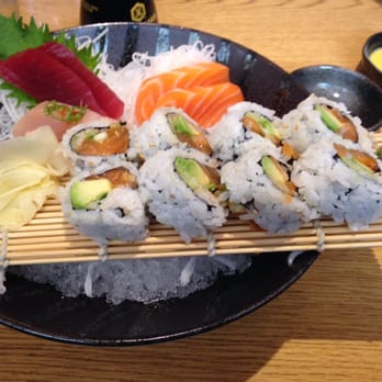 Oto Sushi - Spicy salmon roll + Sashimi lunch (Pick 2) $11.95 - Japanese Near Me - Redmond, Washington