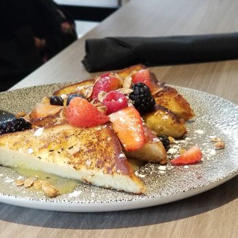 Basalt - Vanilla Orange Brioche French Toast $11 - New American Near Me - Honolulu, Hawaii