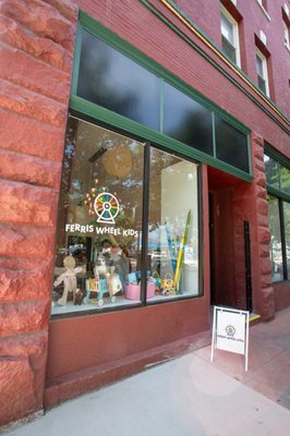 Ferris Wheel Kids by null