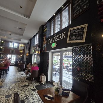The Tavern - Inside view - Breakfast & Brunch Near Me - Miami Beach, Florida The Tavern - Inside view - Breakfast & Brunch Near Me - Miami Beach, Florida