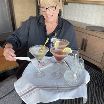 Phillips WD Bar & Grille - Our fab server! - Steakhouses Near Me - Buffalo, New York Phillips WD Bar & Grille - Our fab server! - Steakhouses Near Me - Buffalo, New York