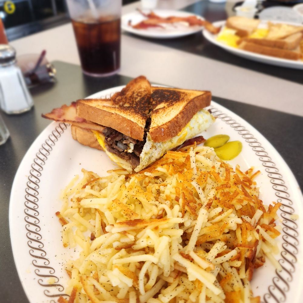 Waffle House - a plate of breakfast food - Breakfast & Brunch Near Me - Davenport, Florida Waffle House - a plate of breakfast food - Breakfast & Brunch Near Me - Davenport, Florida