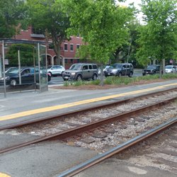 The small shelter at Kent Street - Green Line