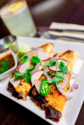 LV Mar Tapas & Cocktails by null