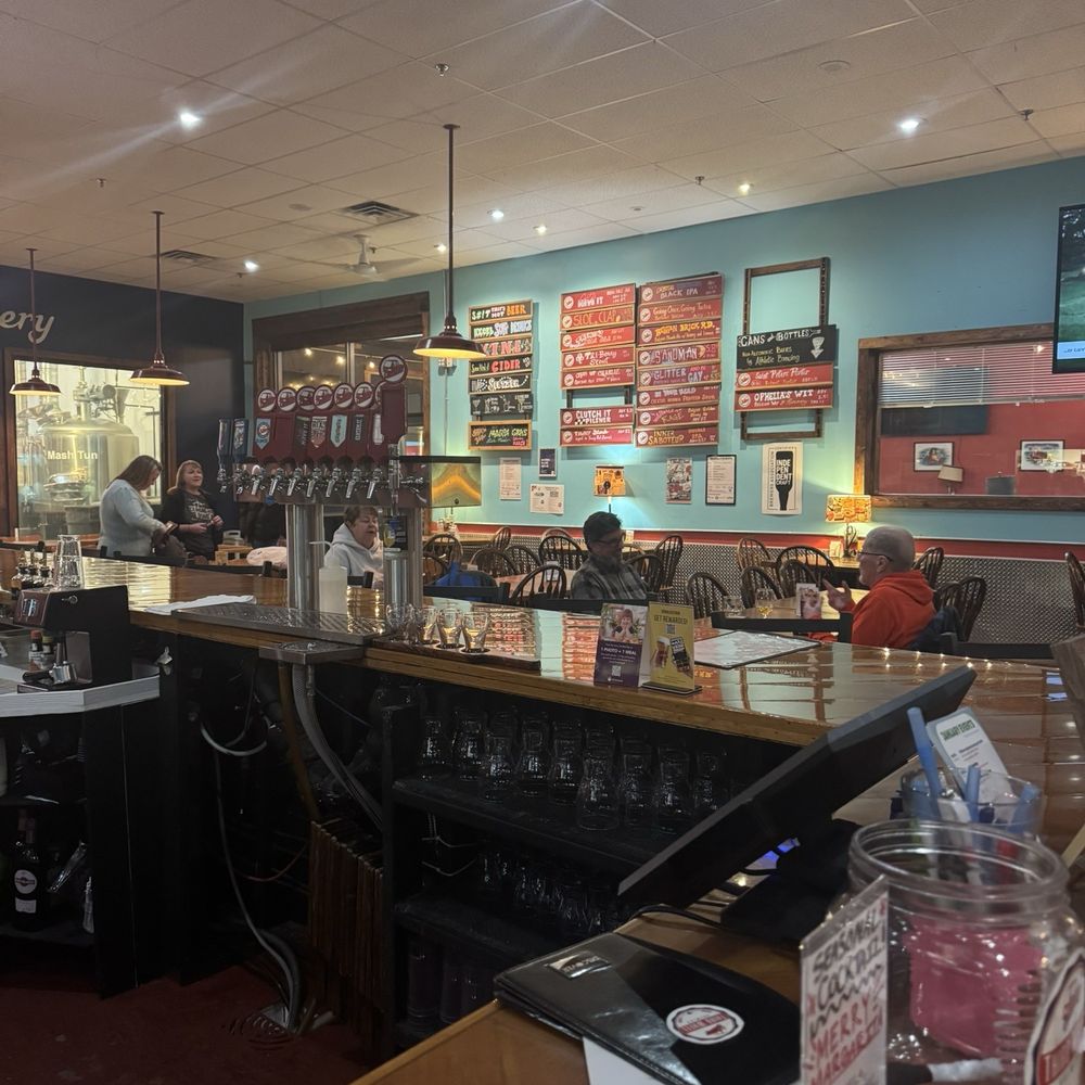 Third Wheel Brewing - Brewpubs Near Me - St Peters, Missouri Third Wheel Brewing - Brewpubs Near Me - St Peters, Missouri