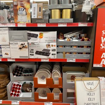 ALDI - Lots of gifts for the holidays  and holiday decor - Grocery Near Me - Columbia, South Carolina