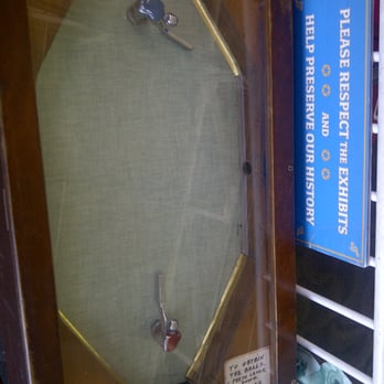 Musee Mecanique - Vintage Hockey Game - Museums Near Me - San Francisco, California Musee Mecanique - Vintage Hockey Game - Museums Near Me - San Francisco, California