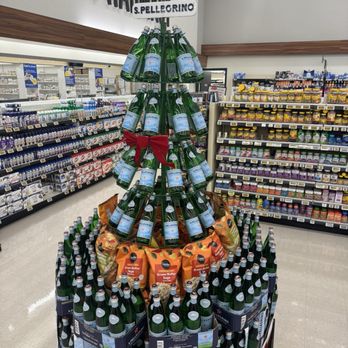 Albertsons - Christmas tree display ! Whimsical - Grocery Near Me - Phoenix, Arizona