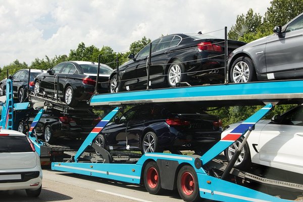 We run you through the process of vehicle shipping - www.abovetherestautotransport.com We run you through the process of vehicle shipping - www.abovetherestautotransport.com