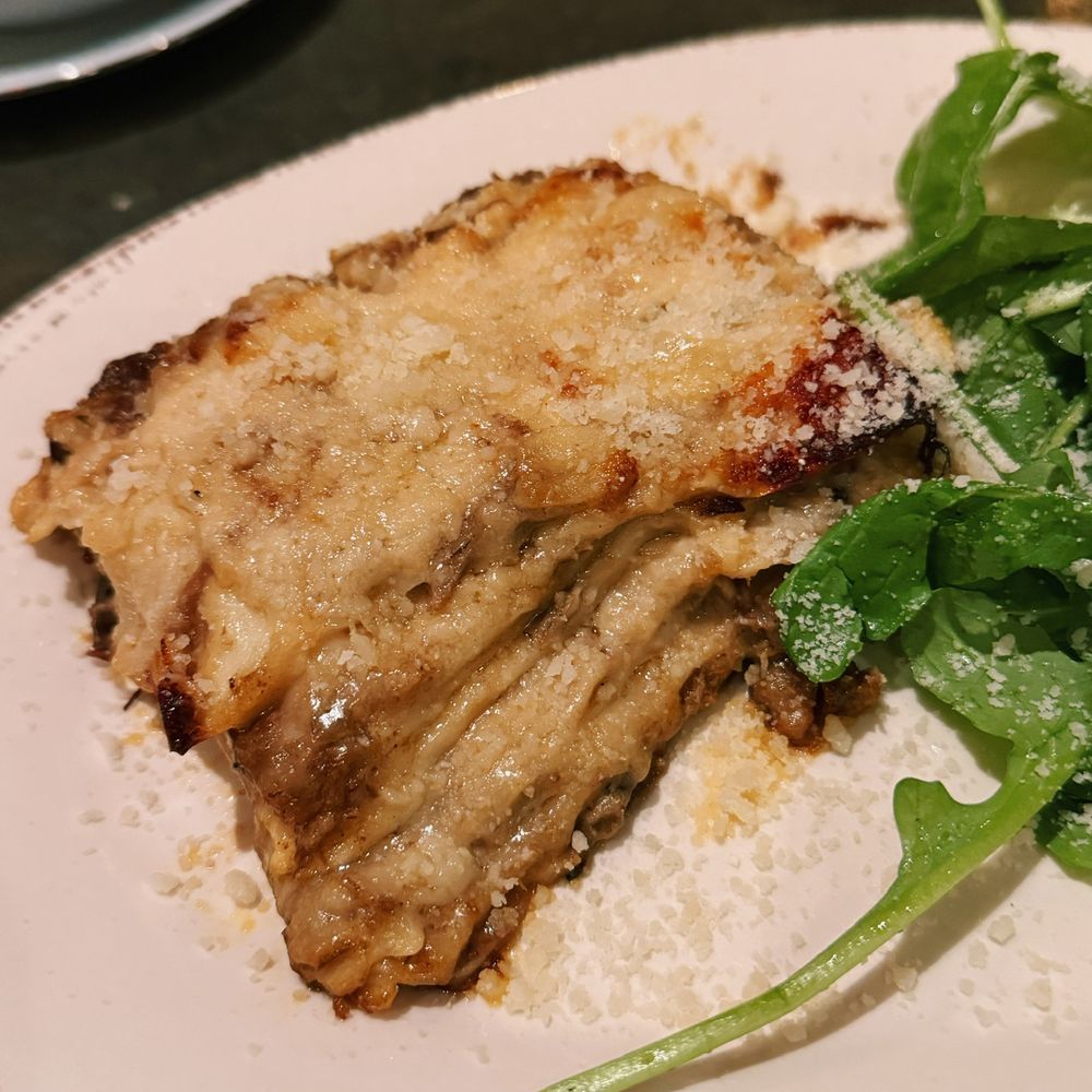 Gianna Restaurant - Wine Bars Near Me - New Orleans, Louisiana Gianna Restaurant - Wine Bars Near Me - New Orleans, Louisiana