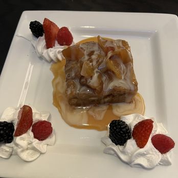 Woolley’s Kitchen & Bar - bread pudding - Steakhouses Near Me - Bloomington, Minnesota Woolley’s Kitchen & Bar - bread pudding - Steakhouses Near Me - Bloomington, Minnesota