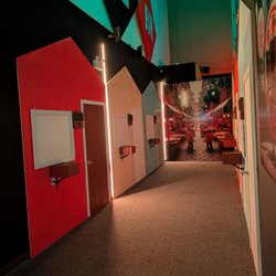 Pixel Pulse - Houses to deliver pizza boxes to